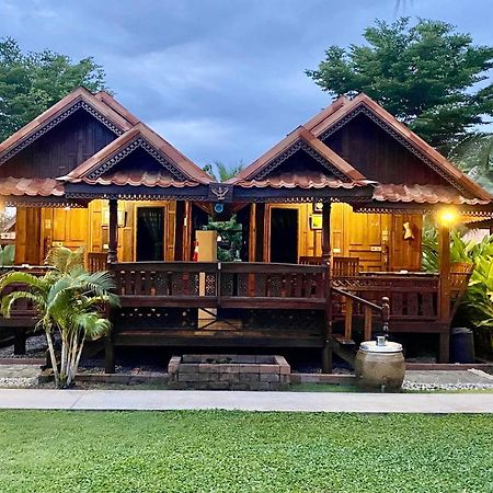 Thai House Resort Hua Hin Exterior photo