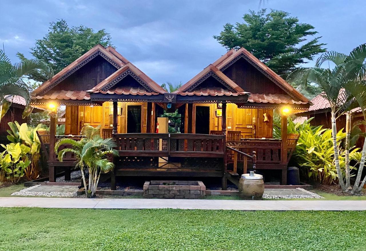 Thai House Resort Hua Hin Exterior photo